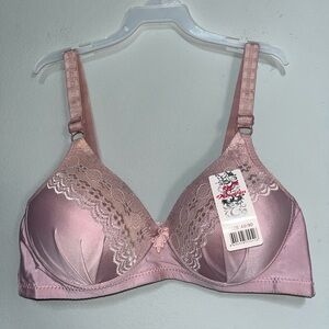 Pearlesque lavender bra
